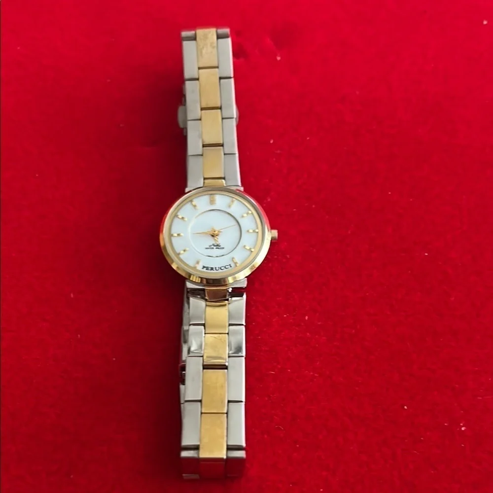 PERUCCI chic women
